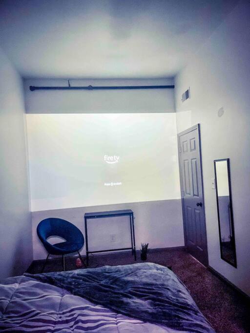 2Br Unit W/ Cinema Room In Nulu Луисвилл Экстерьер фото